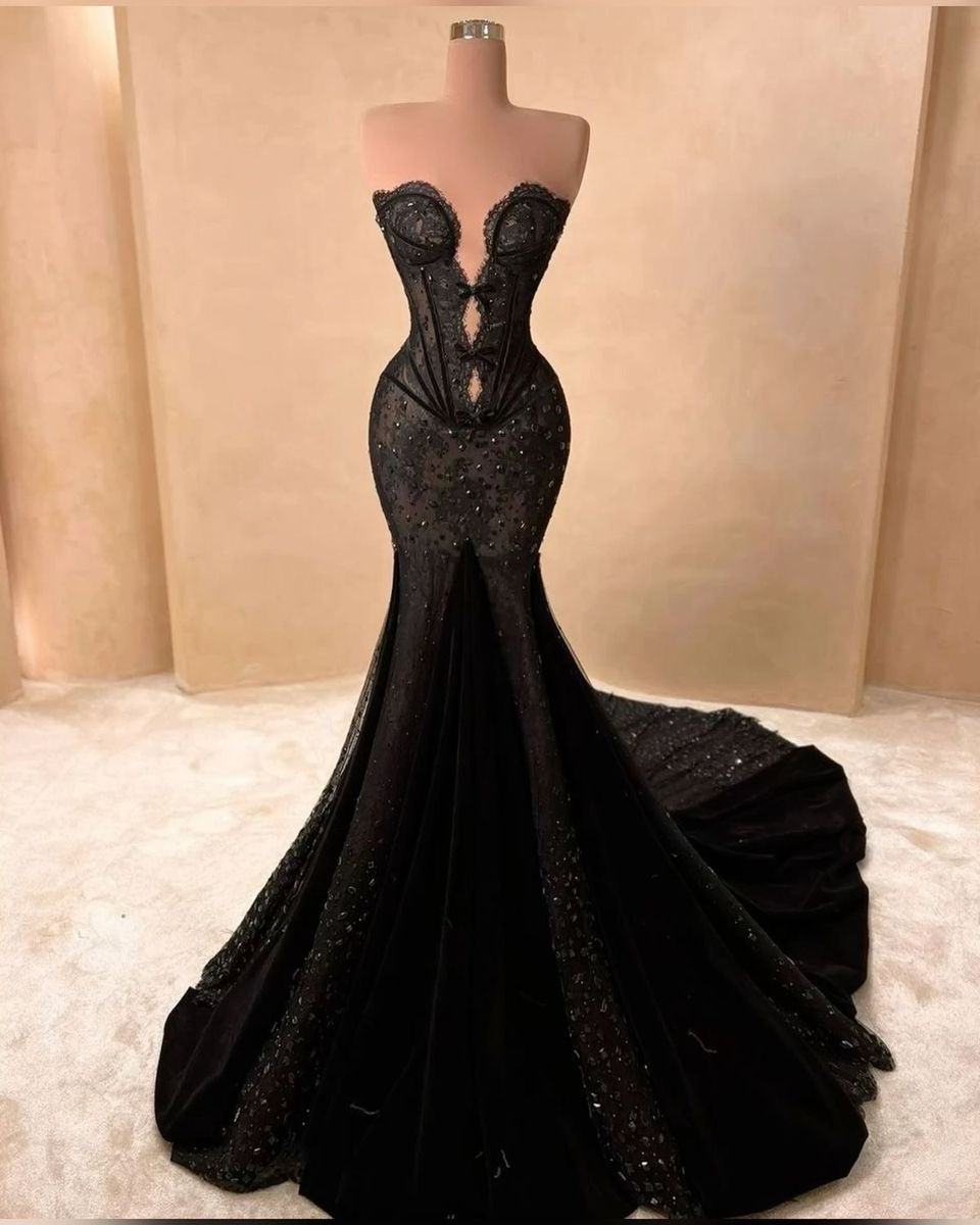 Black, Glamorous, Sexy, And Sparkly Long Velvet Evening Gown gh6879