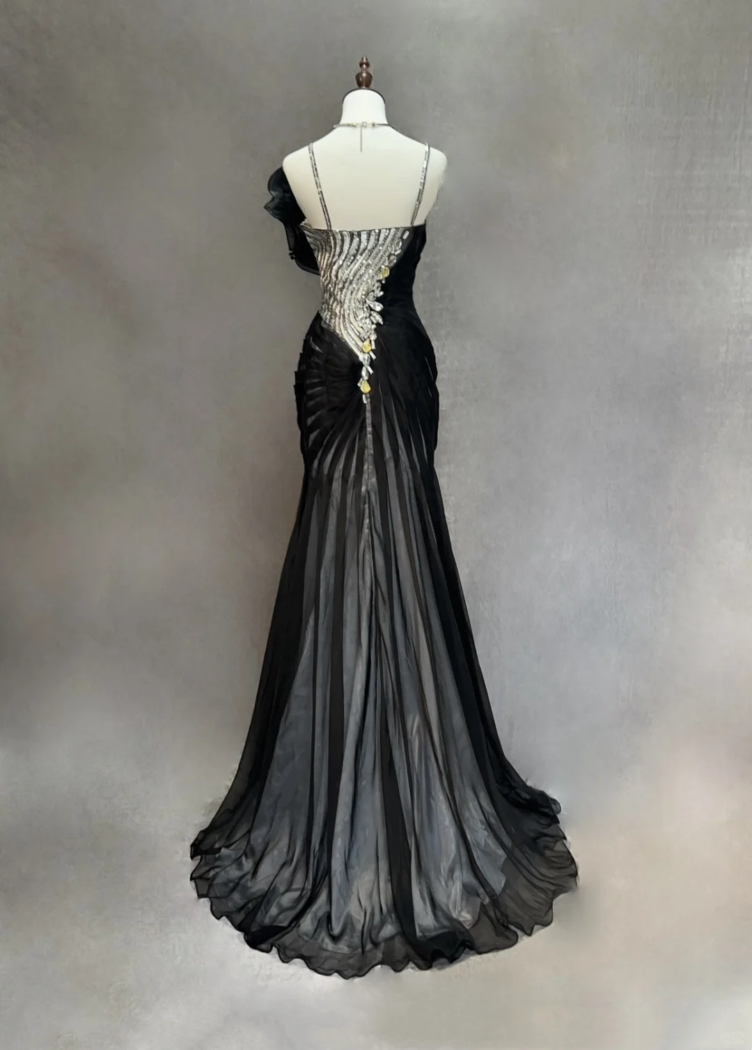 Square Neck Black Silver Mermaid Prom Dress Spaghetti Straps Rhinestone Beaded 3D Floral Formal Gown with Train gh9545