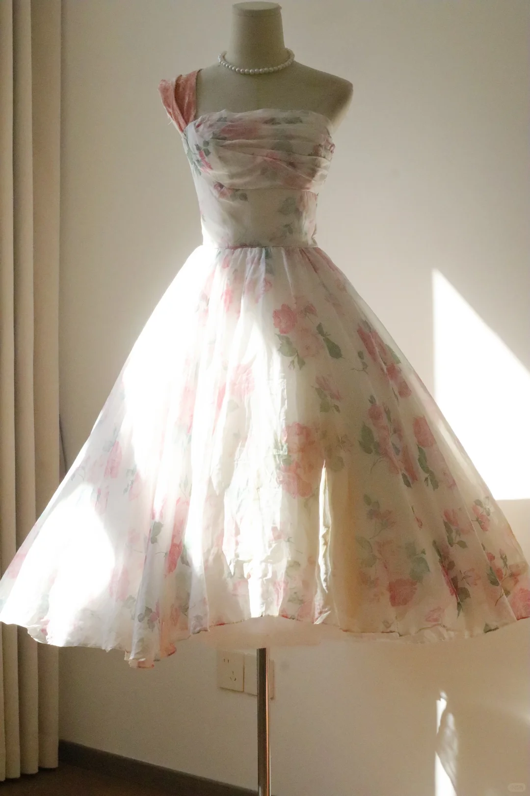 Vintage Pink Floral One Shoulder Homecoming Dress Ruched Bodice Full Skirt Cocktail Gown gh9396