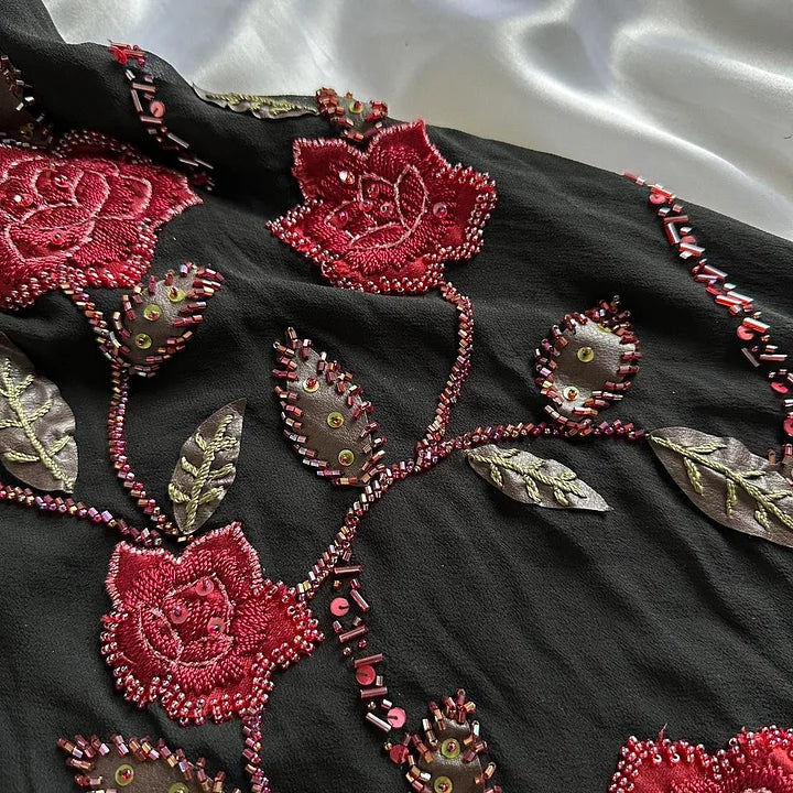 Robe de soirée longue en tulle à fleurs et perles, noire, magnifique, moulante, sans bretelles, exquise, rose rouge, gh3157