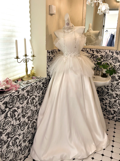 White Strapless Waist-Cinched Full Flared Long Gentle Elegant Romantic Dress, Wedding Gown gh7671