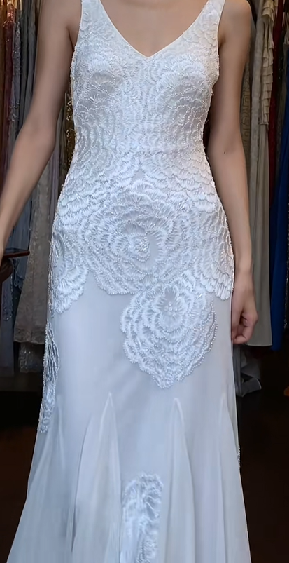 Sleeveless V Neck White Chiffon Prom Dress 3D Floral Lace Beaded Formal Evening Gown gh9806