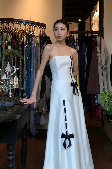 White Strapless Tube Long Formal Gown Satin Black Bow Decor A-Line Evening Dress gh9660