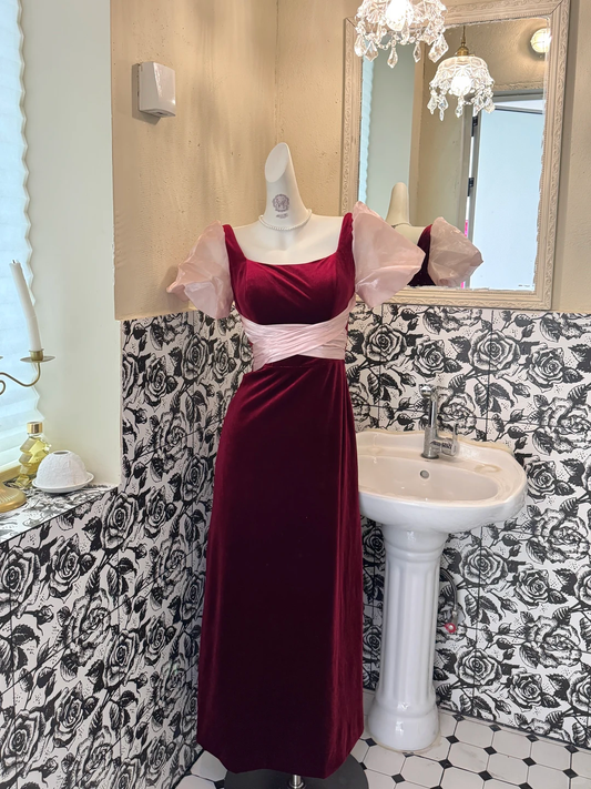 Burgundy Square Neck Puff Sleeve Waist-Cinched Fitted Elegant Vintage Romantic Gown gh7557