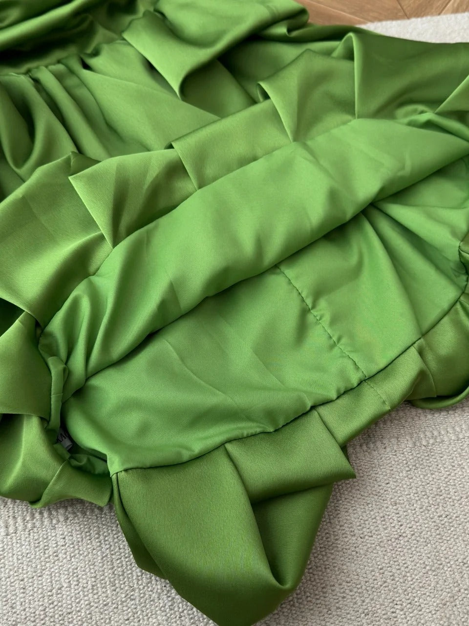 Robe de soirée courte en satin vert, jolie robe tube, robe de fête d'anniversaire, petite robe de vacances gh3944