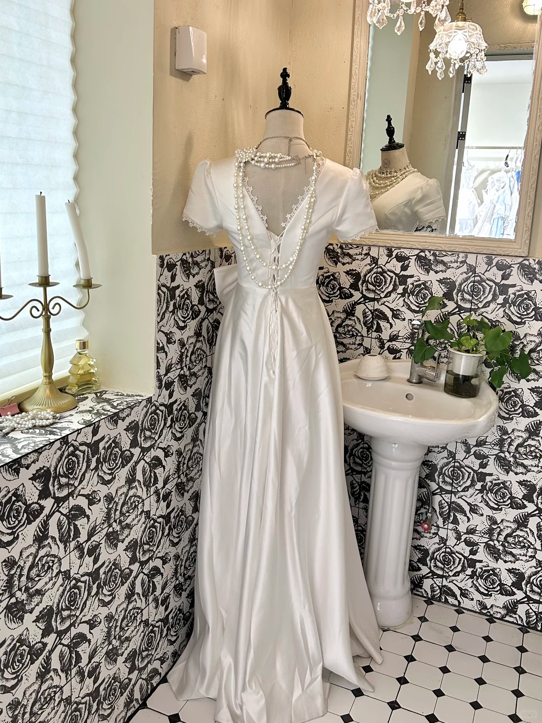 White V-Neck Fitted Waist Slim Long A-Line Skirt Classic Romantic Dress, Wedding Gown gh7659