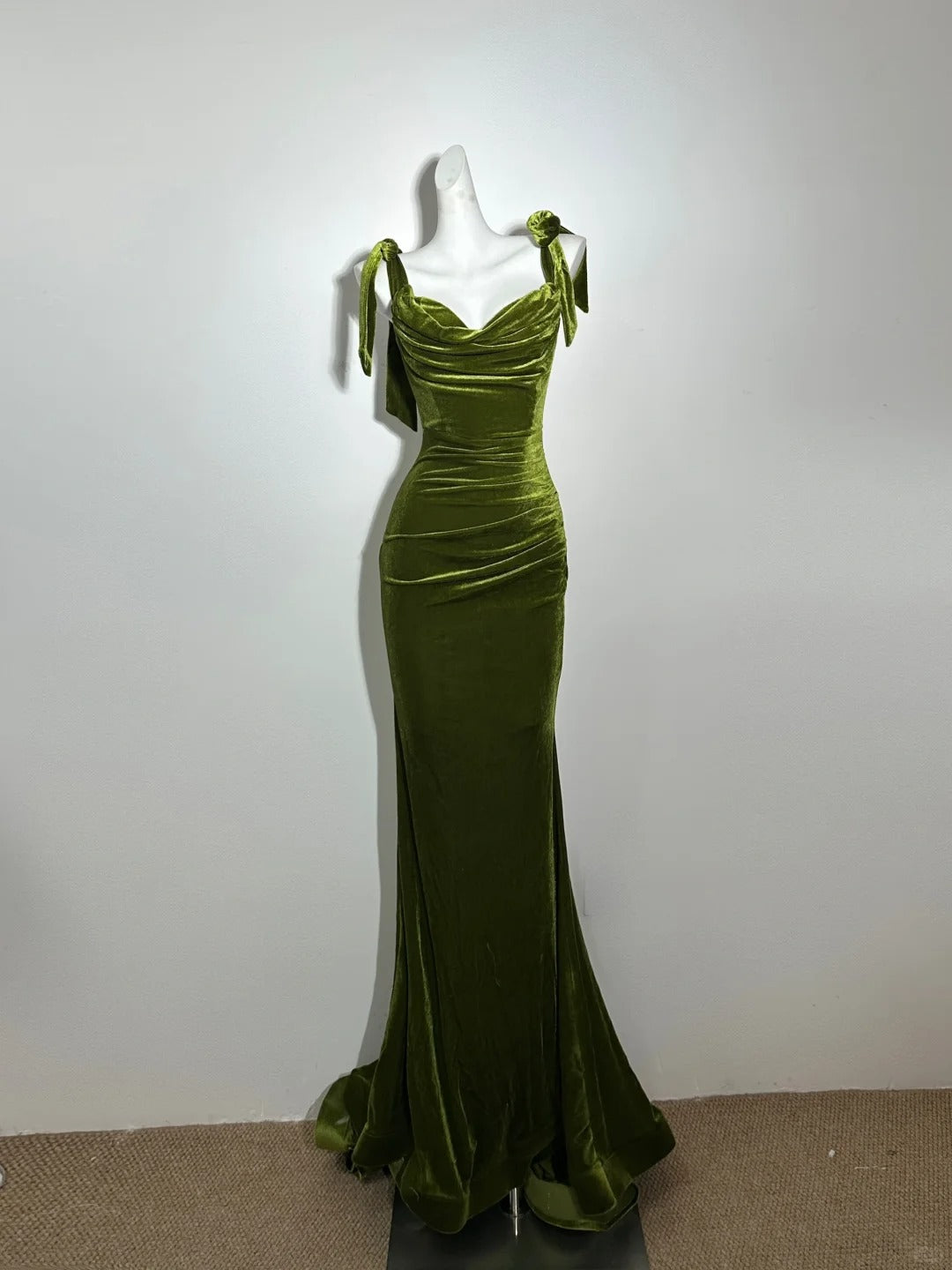 Girlhomeshops--Olive green velvet long vintage prom dress gh5471