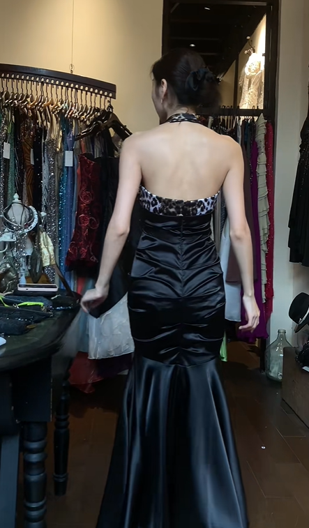 Halter Neck Leopard Print Black Satin Mermaid Evening Gown Ruched Long Prom Dress gh9678