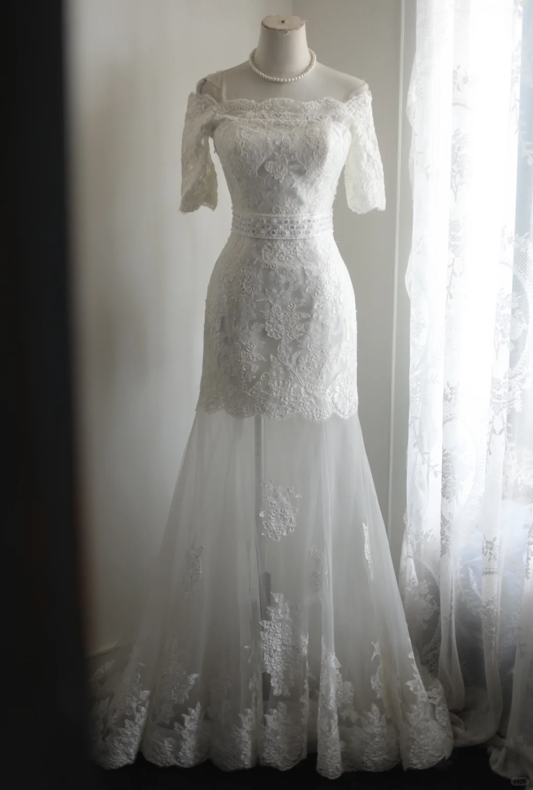 Off‑the‑Shoulder Mermaid Wedding Dress, Lace Elbow‑Length Sleeves Pearl Beaded Waistband Illusion Tulle Lace Train Bridal Gown gh9116