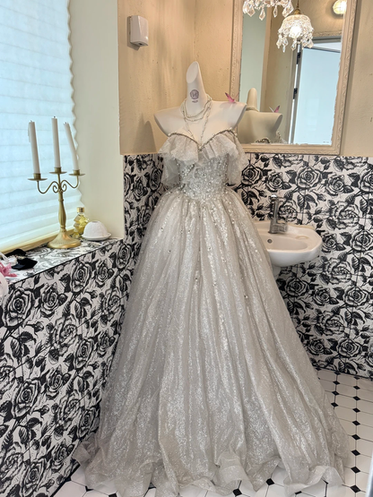 Silver Ivory Strapless Waist-Cinched Full Flared Long Vintage Romantic Dress, Wedding Gown gh7542