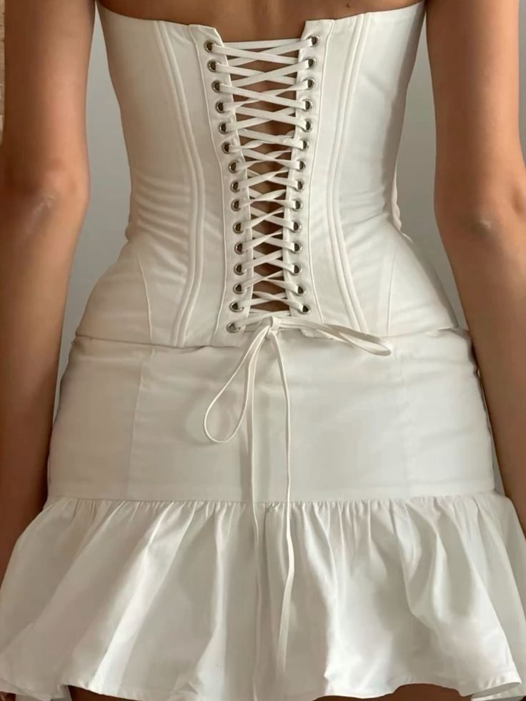 Girlhomeshops - Robe de soirée courte en satin blanc, robe d'anniversaire gh5281