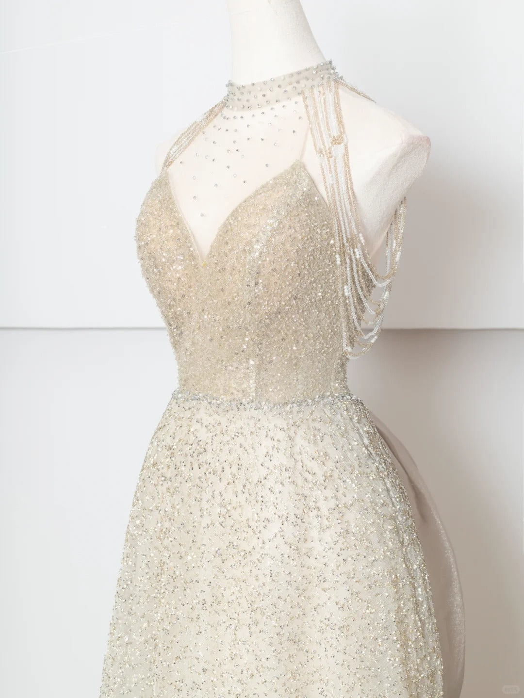 Champagner-Gold glänzendes elegantes Tüll langes Ballkleid Abendkleid Partykleid gh4870