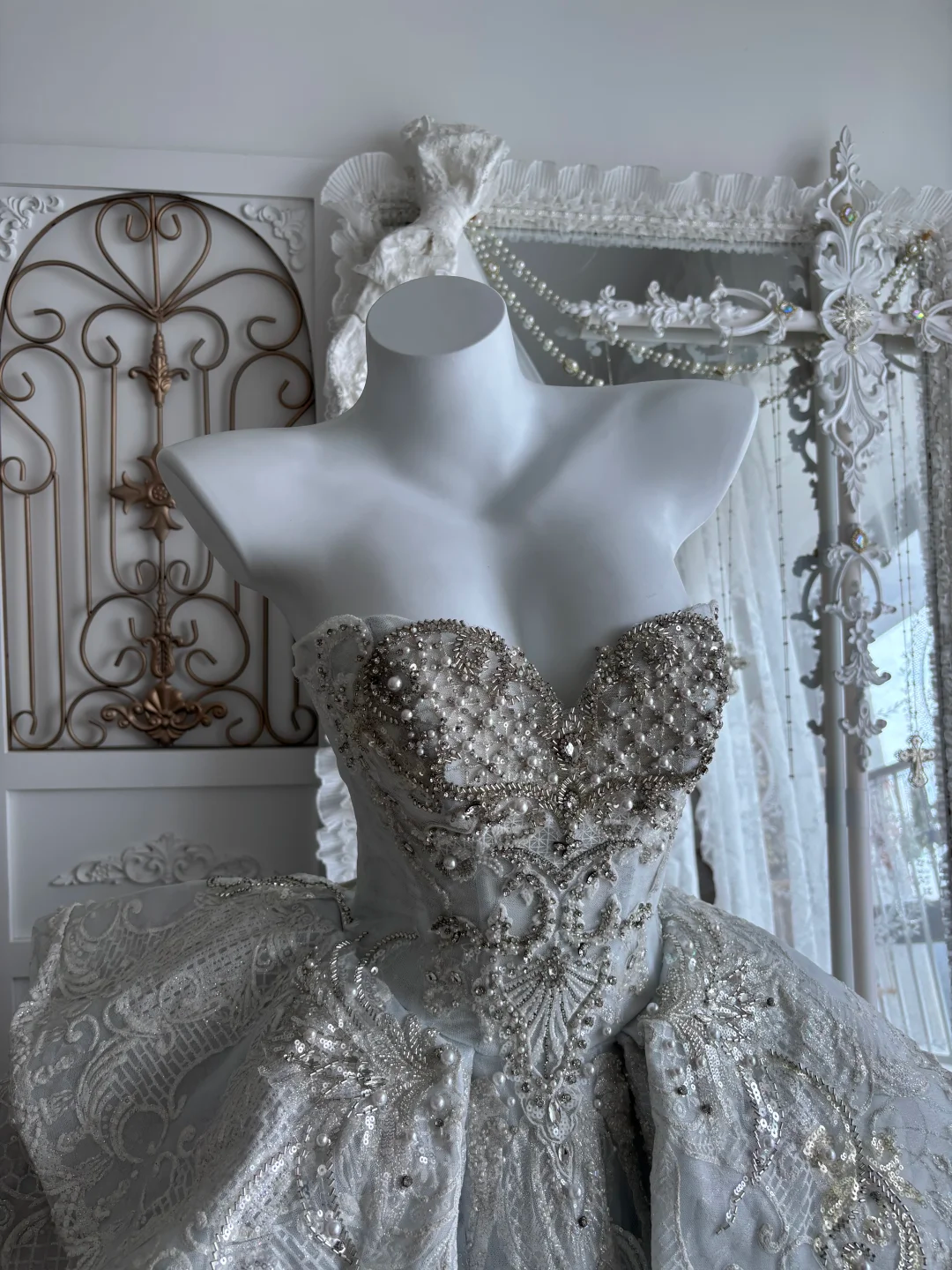 High-End Gray Strapless Beaded Fitted Waist Prom Gown, Evening Gown & Bridal Wedding Gown gh7350