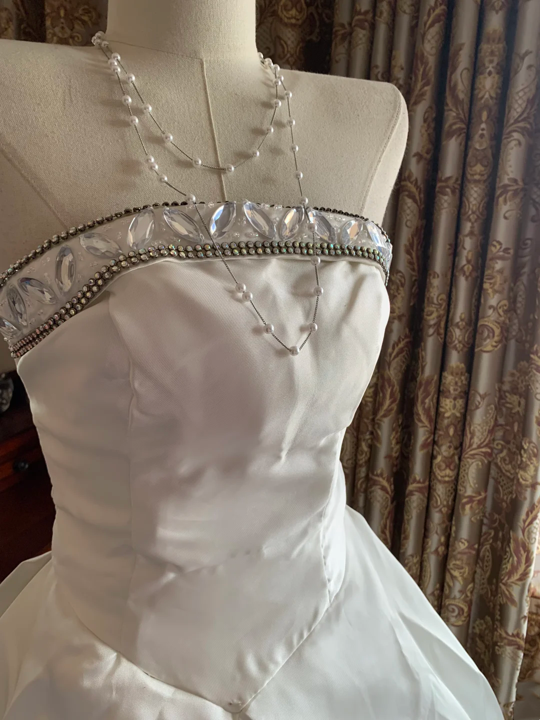 White Strapless Waist-Cinched Voluminous Skirt Prom Gown, Birthday Dress, Graduation Gown gh7239