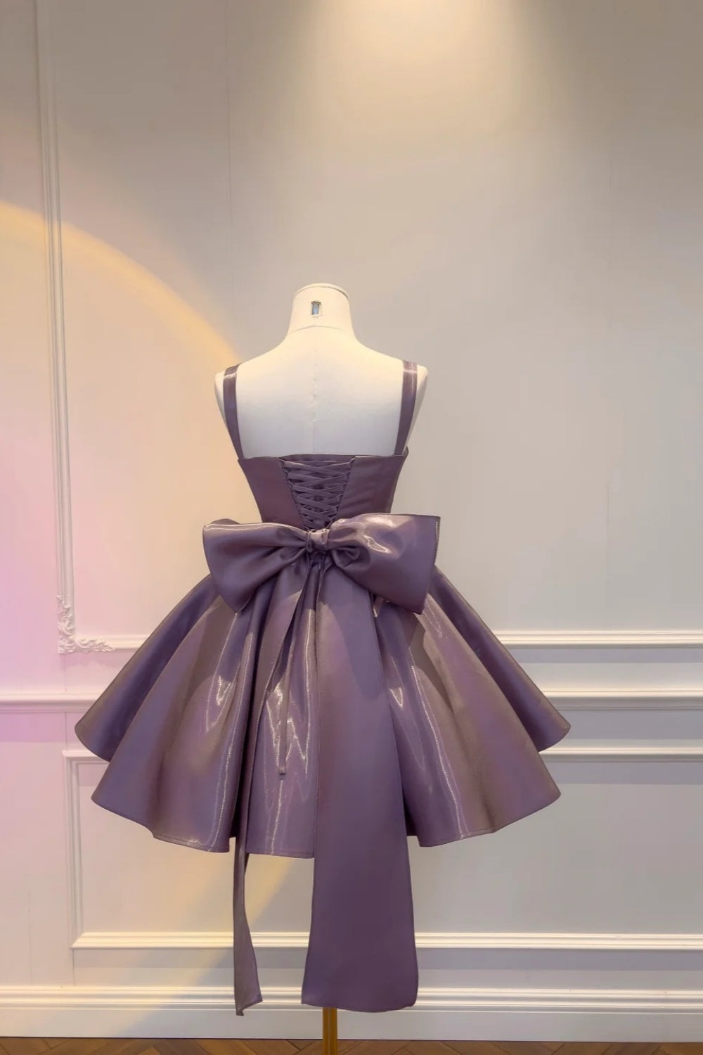 Robe courte violette à volants scintillants, idéale pour un anniversaire ou un bal de promo (gh6795)