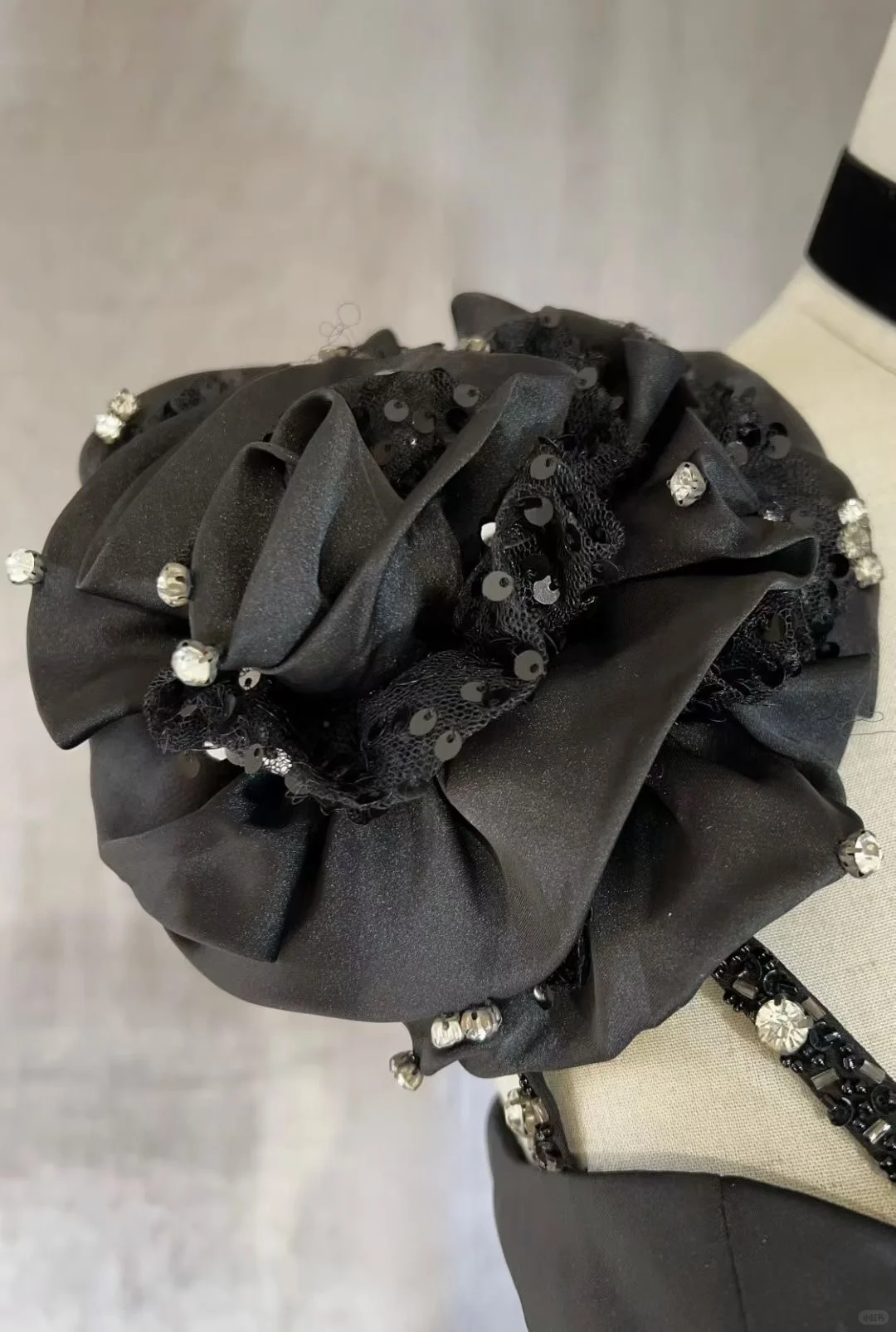 ✨Girlhomeshops-Black One Shoulder 3D Flower Sequin Mermaid Evening Gown gh10284