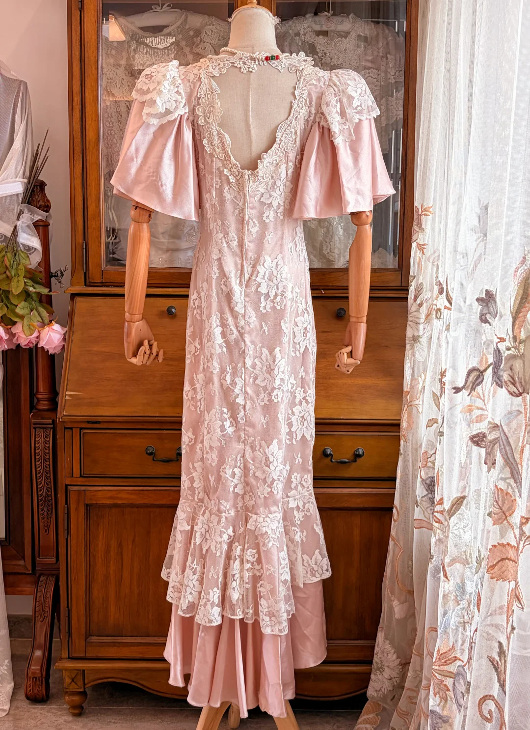 Dusty Pink Vintage Mermaid Long Gown, Lace Applique Flutter Sleeve Formal Dress gh9293