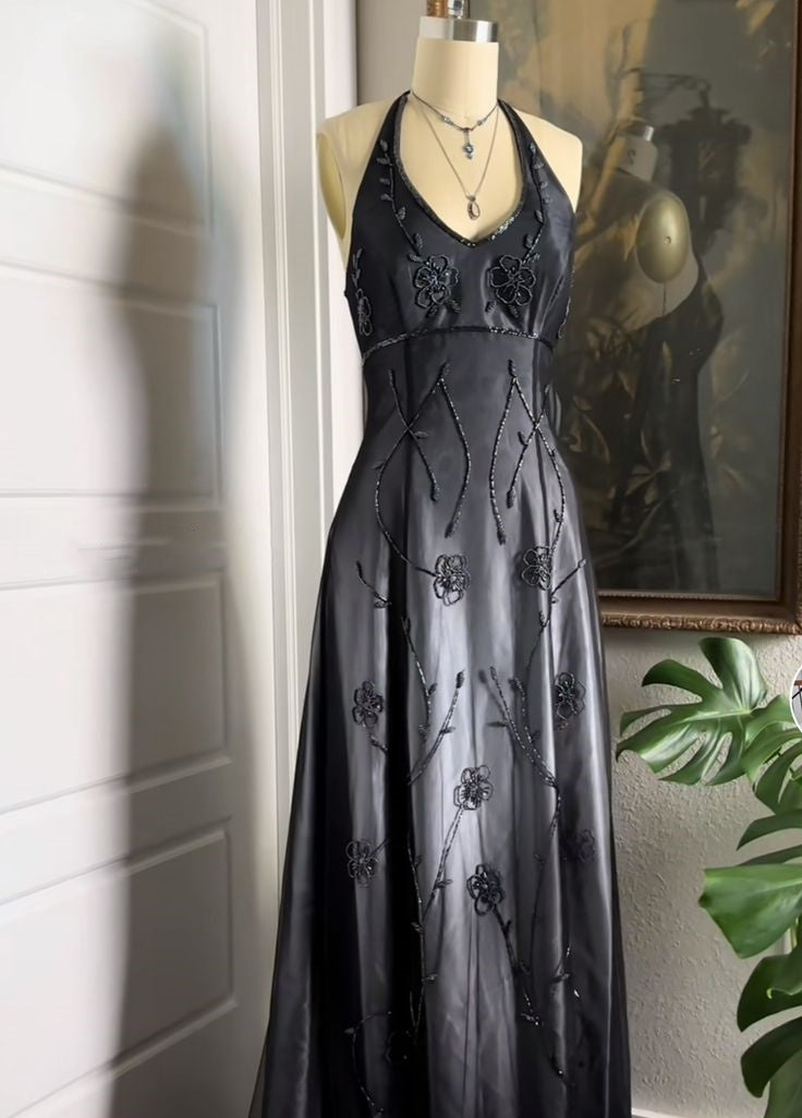 Robe de soirée longue en tulle, élégante, noire et grise, discrète, magnifique, exquise, avec perles, gh3149
