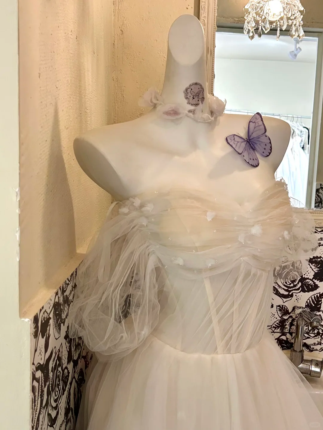 Ivory Off-the-Shoulder Waist-Cinched Full Flared Skirt Long Romantic Dress, Wedding Gown gh7754