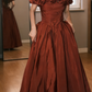 Robe de bal fleurie à épaules dénudées - Robe cintrée à la taille gh6945