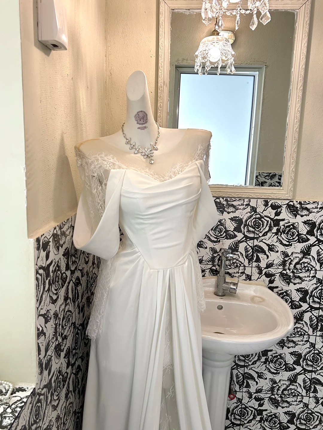 White Off-the-Shoulder Satin Waist-Cinched Slit Sexy Long Romantic Dress, Wedding Gown gh7718