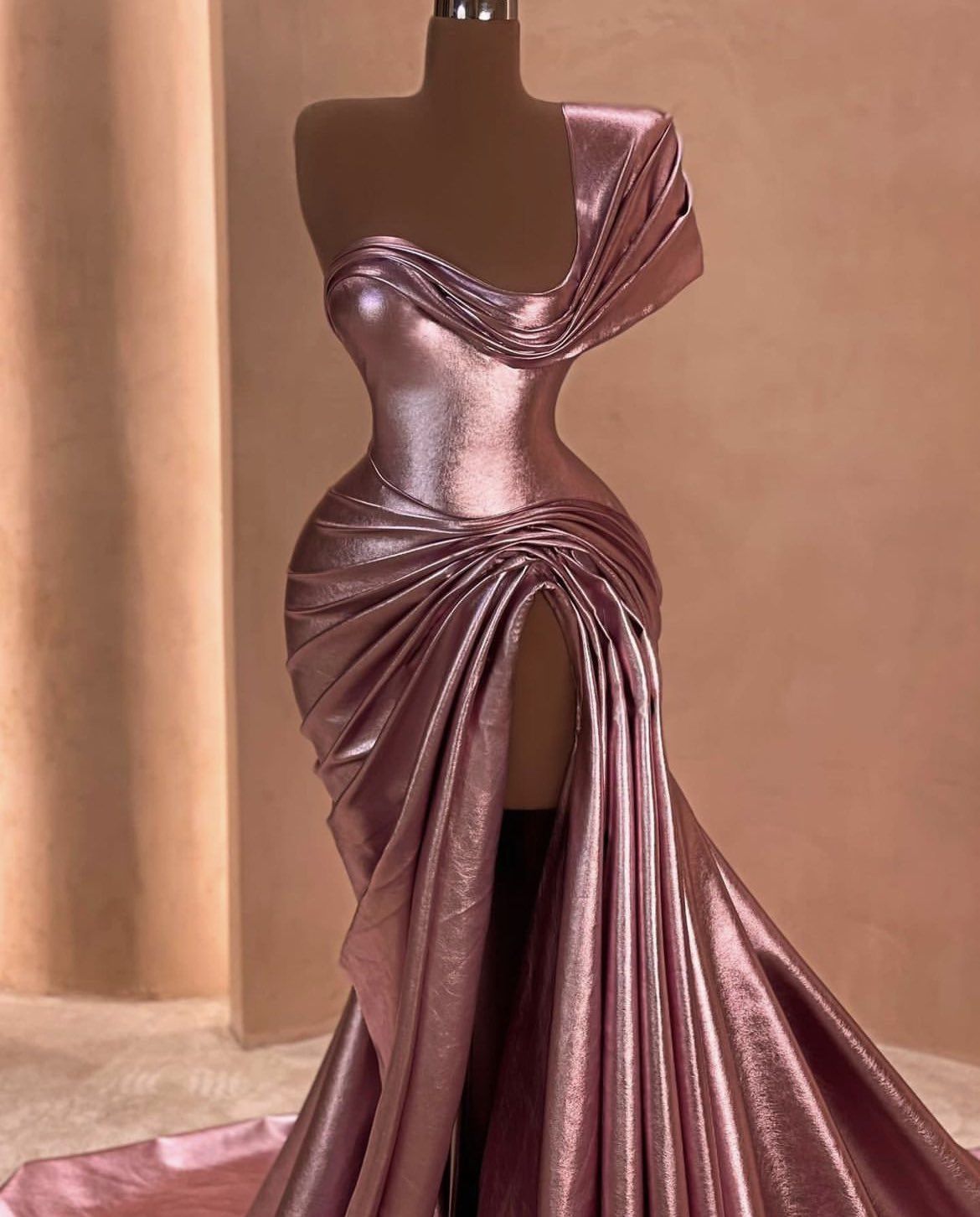Girlhomeshops - Rosa Elegantes Langes Satin Ballkleid Abendkleid Partykleid gh5028