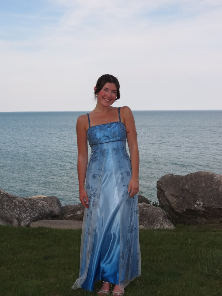 ✨Girlhomeshops-Royal Blue Spaghetti Strap Floral Beaded Tulle A Line Formal Prom Gown gh10260