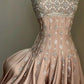 Girlhomeshops - Robe de soirée courte en satin rose, magnifique et exquise, ornée de perles, gh5306
