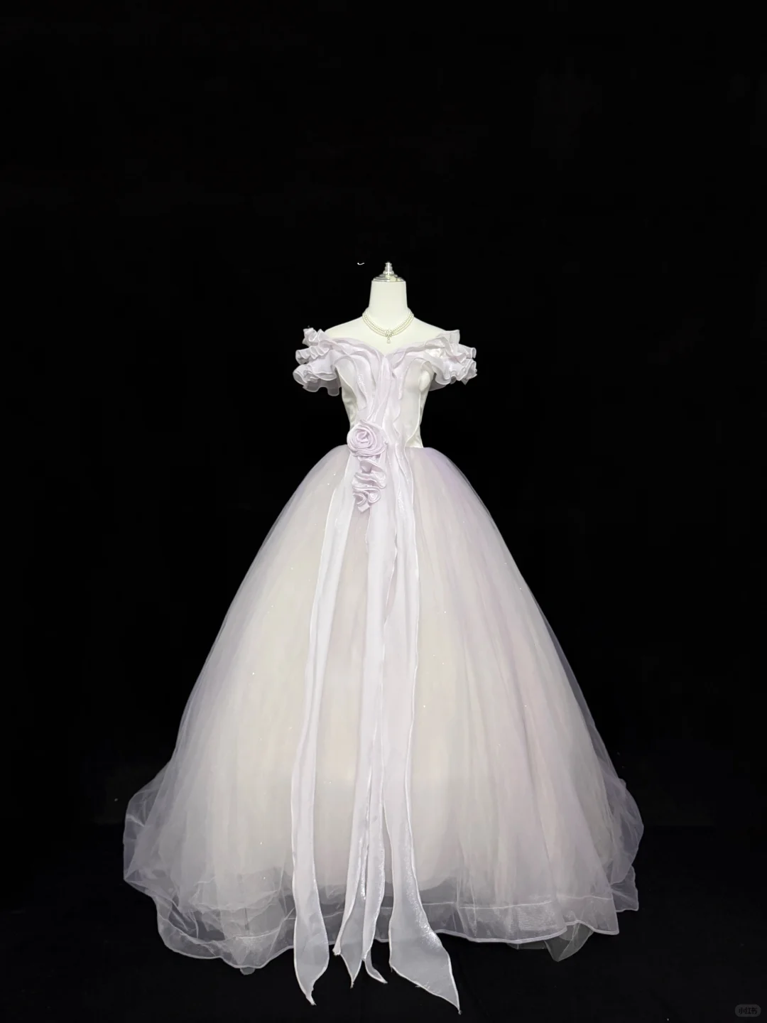 White Base Lavender Off-the-Shoulder Cinched Waist Voluminous Skirt Long Romantic Dress, Wedding Gown gh7836