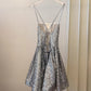 Silbernes glänzendes Nischen-Vintage-Kleid, kurzes Pailletten-Heimkehrkleid, Geburtstags-Cocktailpartykleid, gh4306