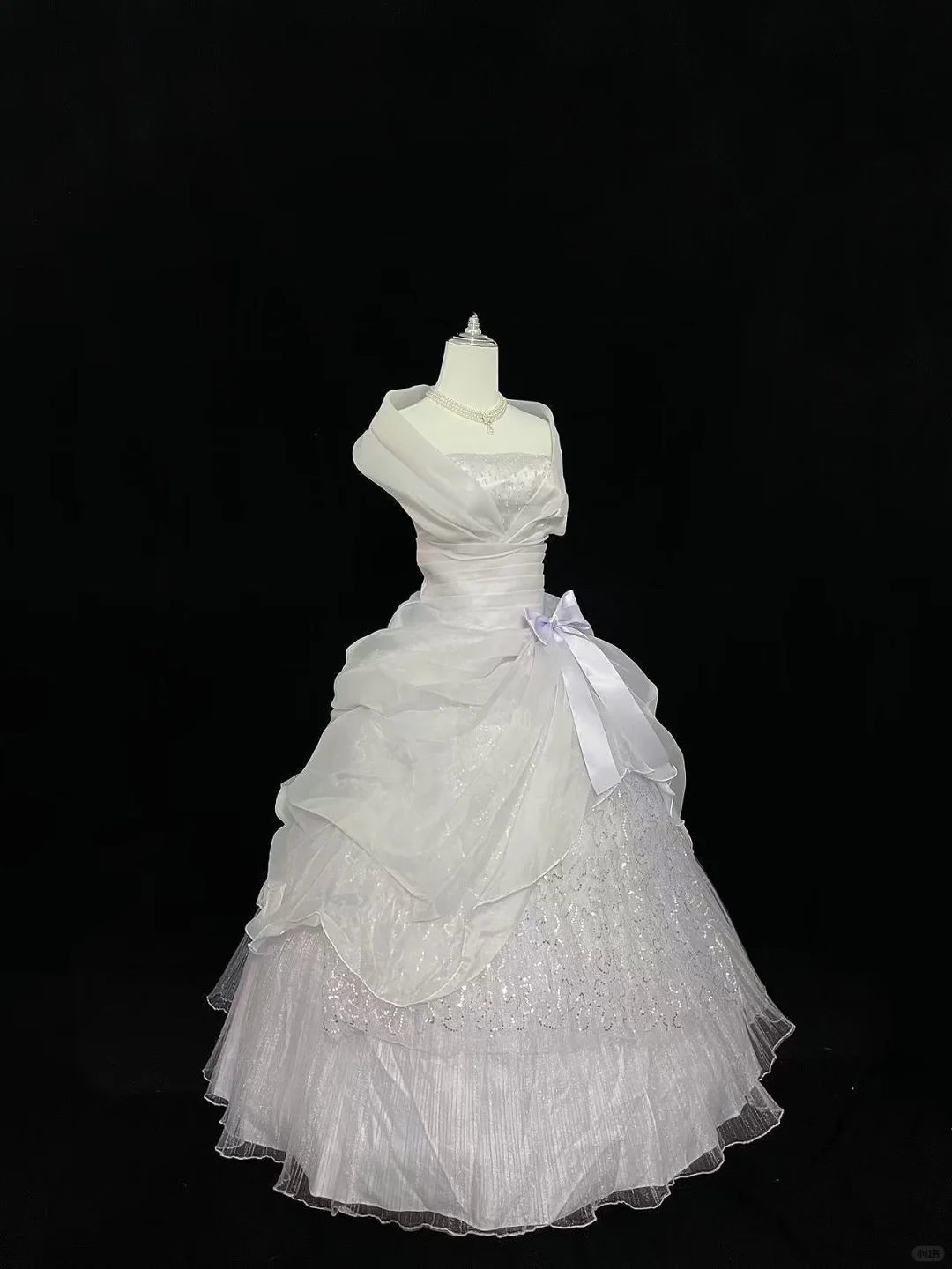 White Vintage Neckline Cinched Waist Sequined Voluminous Princess Skirt Romantic Dress, Wedding Gown gh8005