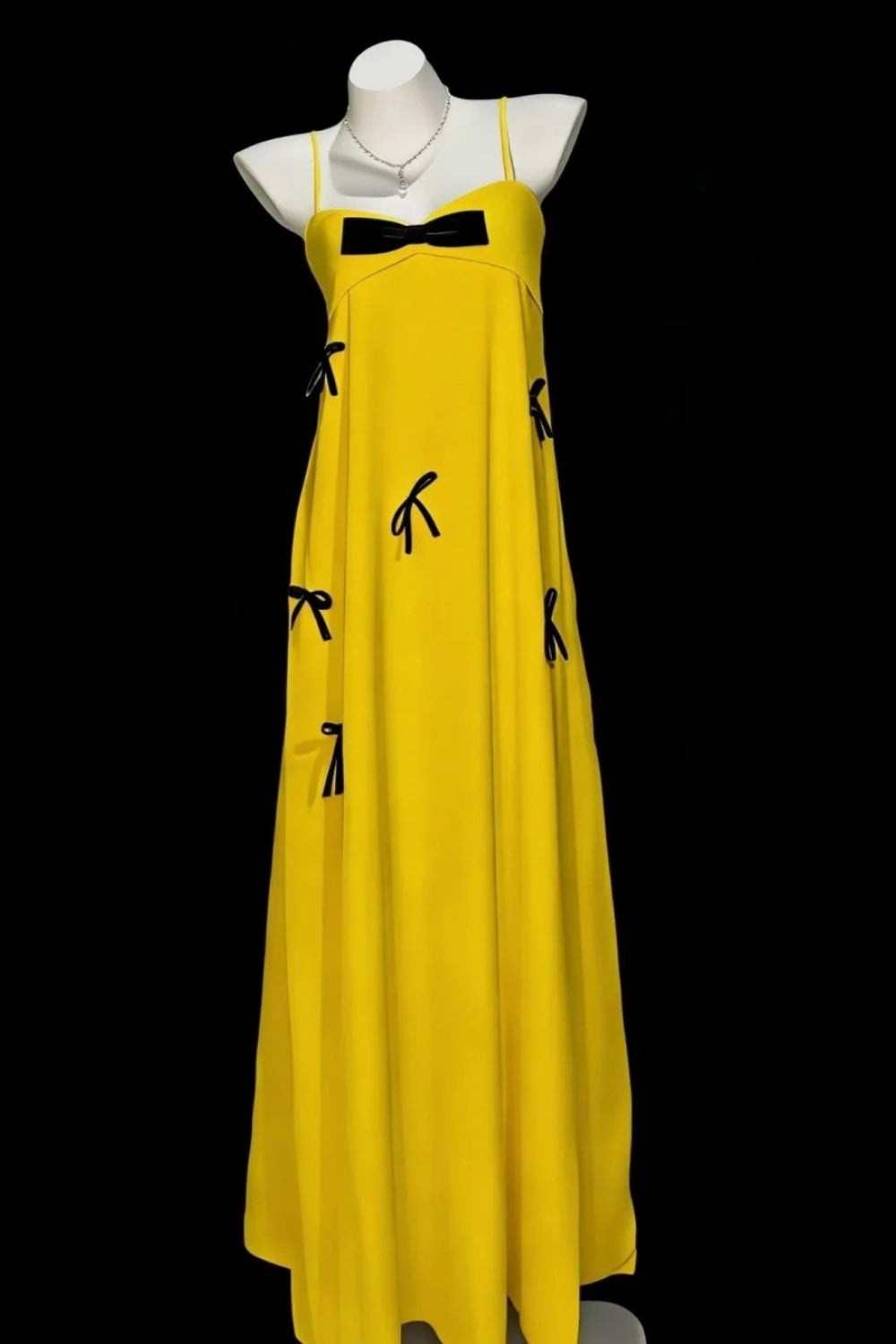 Nouvelle robe courte élégante en satin pour la rentrée scolaire/robe d'anniversaire gh6839