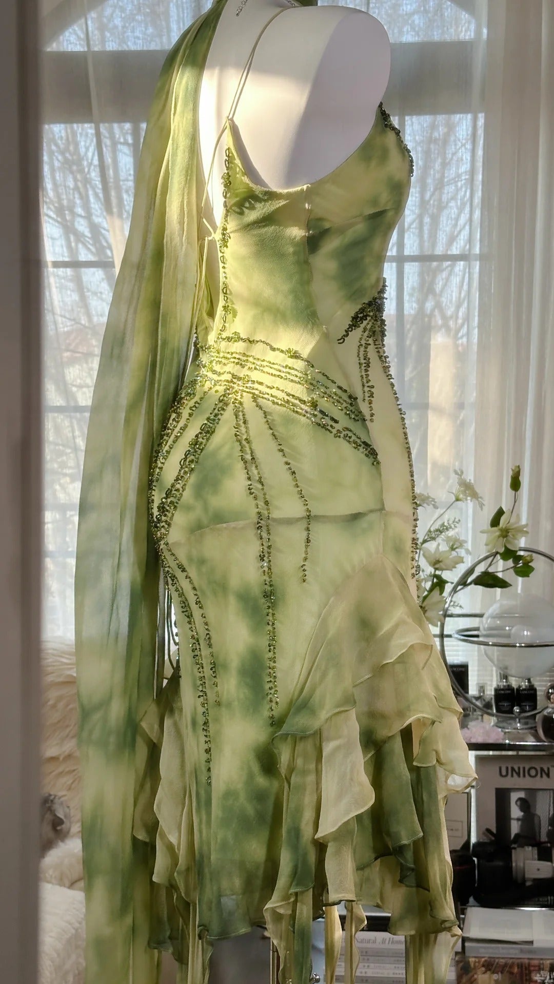 Grünes romantisches elegantes exquisites rückenfreies langes Chiffon-Rüschen-Heimkehrkleid mit Perlenbesatz, Ballkleid, Abendkleid, Geburtstags-, Urlaubs- und Partykleid gh4008