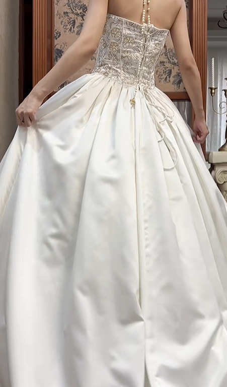 Ivory Vintage Satin Ball Gown Wedding Prom Dress, Strapless 3D Floral Trim, Beaded Embroidered Bodice, A‑Line Long Train gh8694