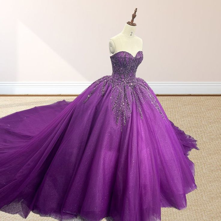 girlhomeshops-Lila schimmerndes, zart perlenbesetztes langes Tüllballkleid/Hochzeitskleid gh6186