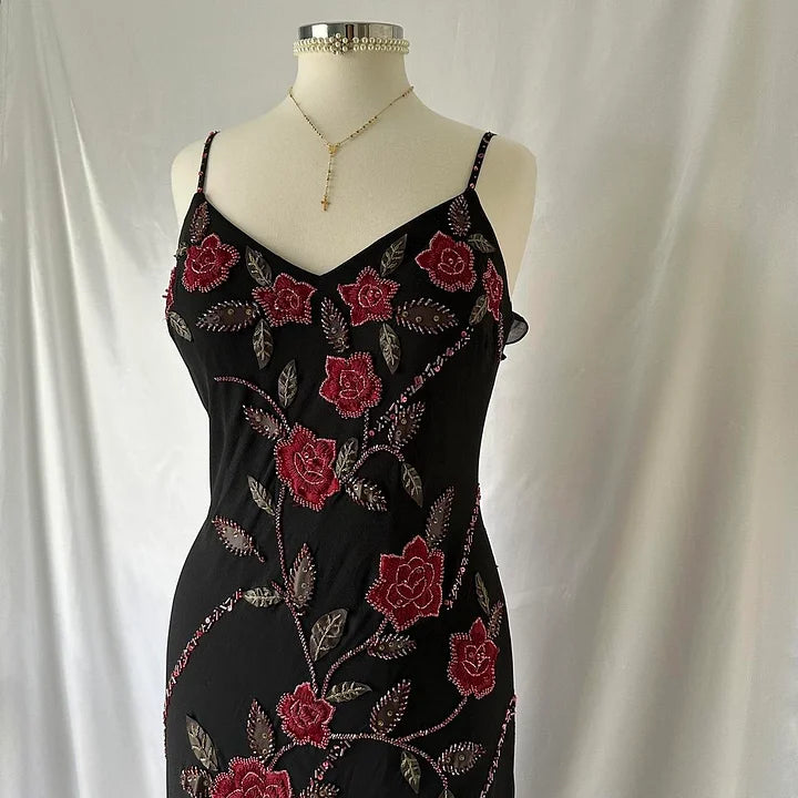 Robe de soirée longue en tulle à fleurs et perles, noire, magnifique, moulante, sans bretelles, exquise, rose rouge, gh3157