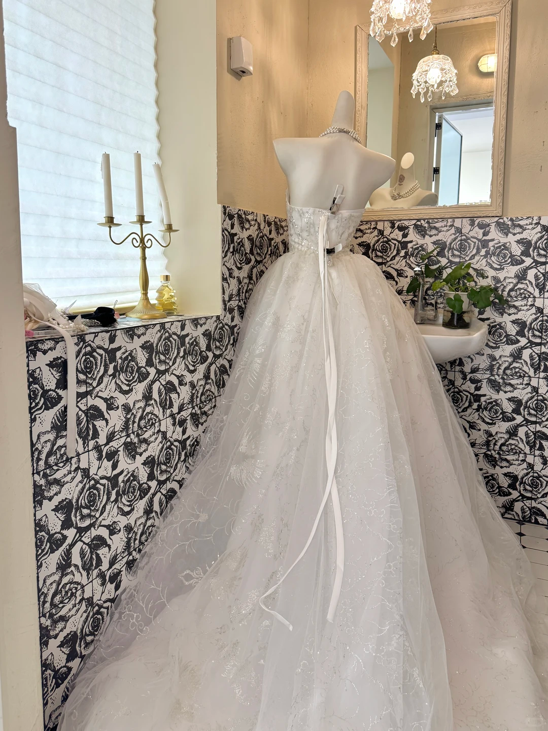 Ivory Strapless Waist-Cinched Full Flared Long Elegant Romantic Dress, Wedding Gown gh7681