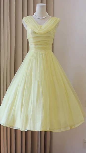Pale Yellow Draped V Neck Tulle Prom Dress Sleeveless Ruched Bodice A-Line Tea Length Formal Party Gown gh9456