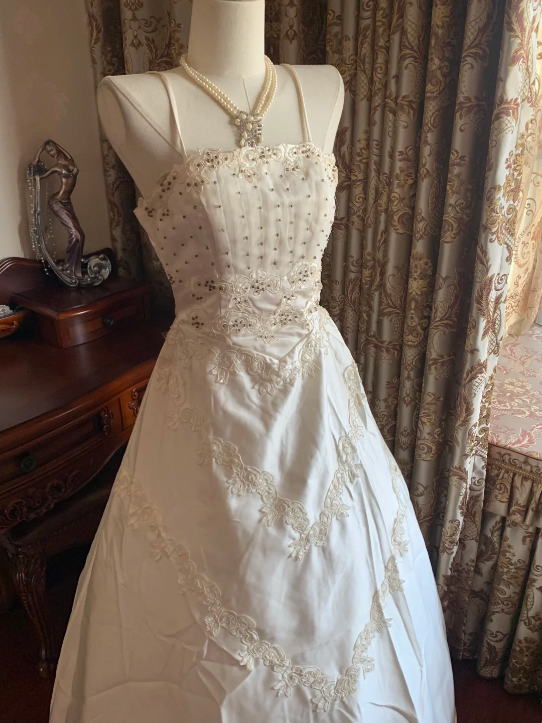 Ivory Spaghetti Strap Waist-Cinched Voluminous Skirt Prom Gown, Birthday Party Dress, Wedding Bridal Gown gh7271