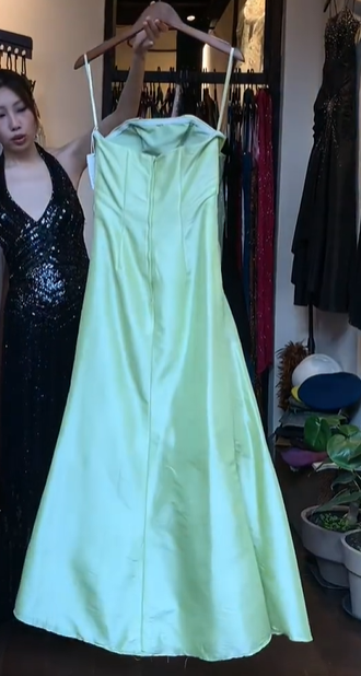 Light Apple Green Strapless Sweetheart Twist Ruched Satin A Line Long Evening Prom Dress gh9773