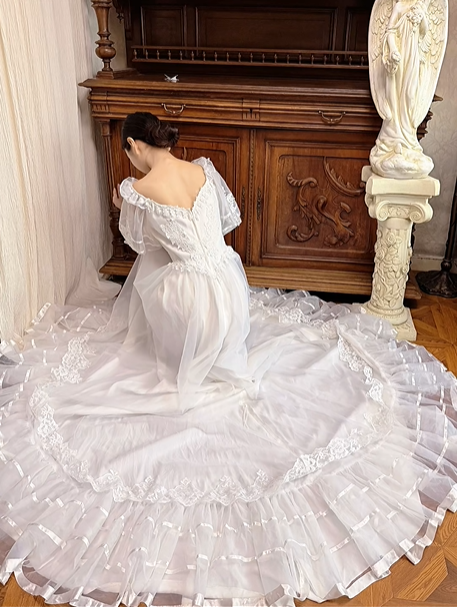 Ivory Vintage Tulle Wedding Gown, Sweetheart Neckline, Ruffle Puff Short Sleeves With Lace Appliqués, Fitted Lace Bodice, Multi‑Ribbon Trim Tulle Long Train Prom Dress gh8632