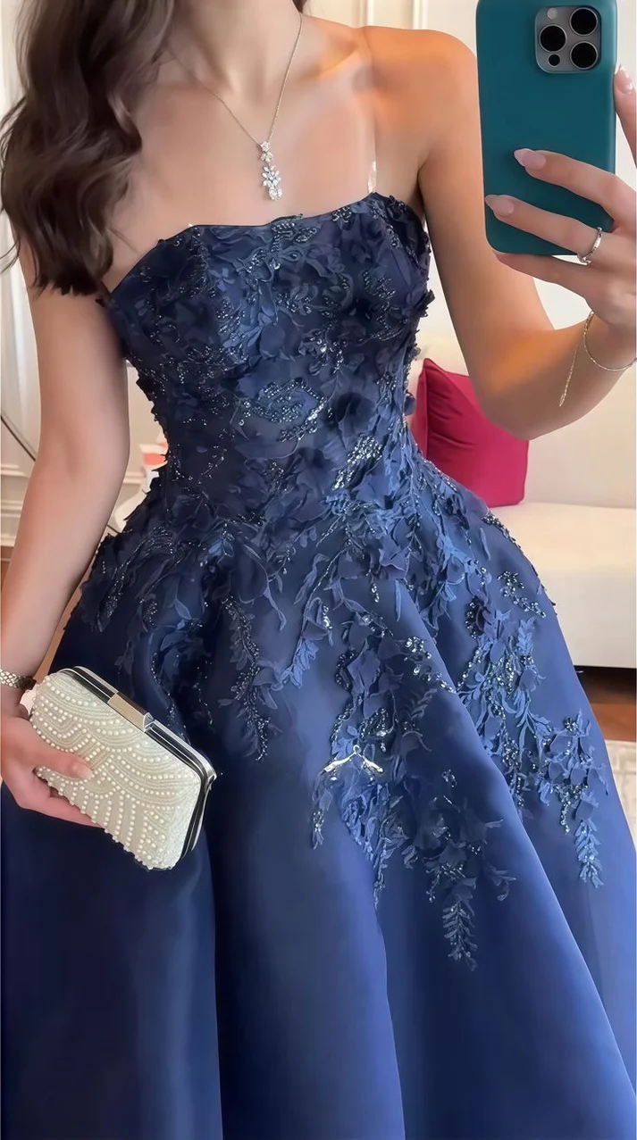 Marineblaues, trägerloses Ballkleid mit 3D-Blumenapplikationen und Perlenstickerei, bodenlanges Abendkleid für formelle Hochzeiten und Abendveranstaltungen gh7098