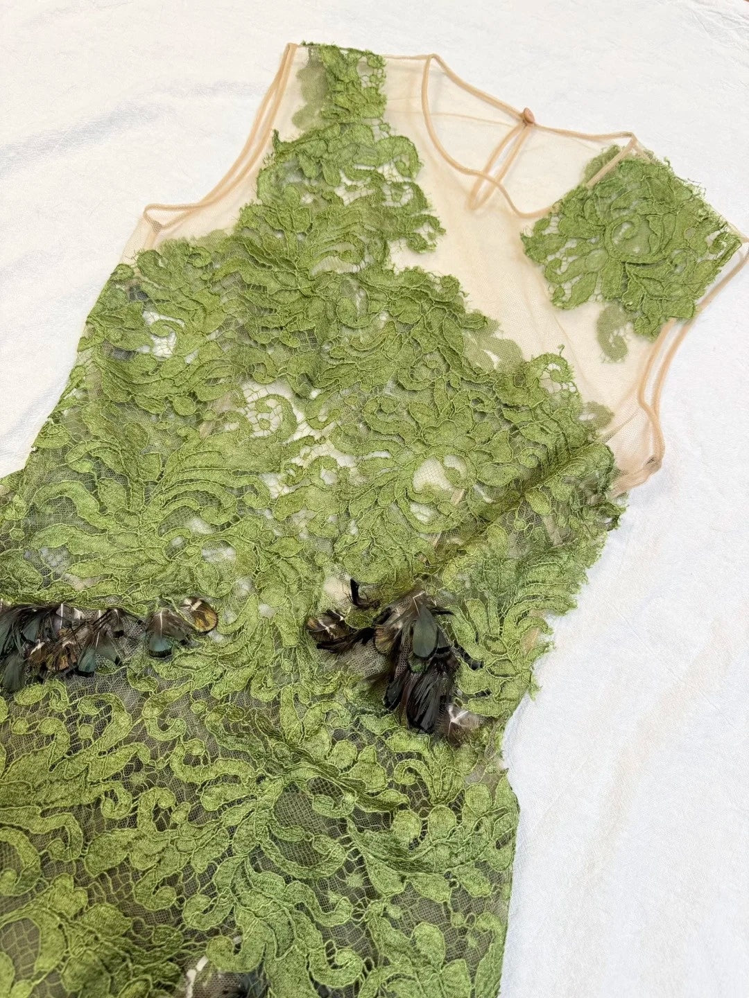girlhomeshops - Robe midi sans manches à empiècements en dentelle et mousseline vert olive gh6311