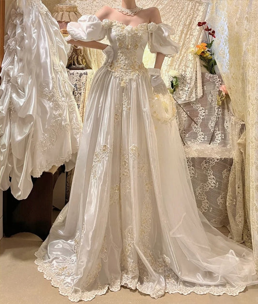🎻Ivory white gorgeous beaded retro classical oil painting aristocratic girl handmade pearls and embroidery long floor-length satin ball gown evening dress wedding dress gh4543