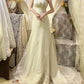 Robe de soirée longue en tulle et dentelle jaune clair, motif floral et perles, gh4488