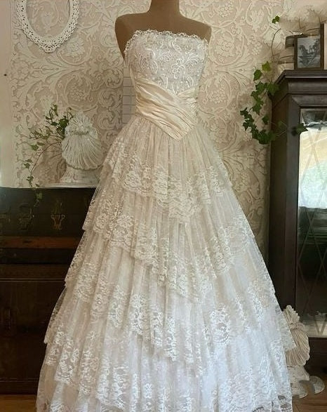 girlhomeshops – Weißes, langes, elegantes Ballkleid aus Tüll, gh5565