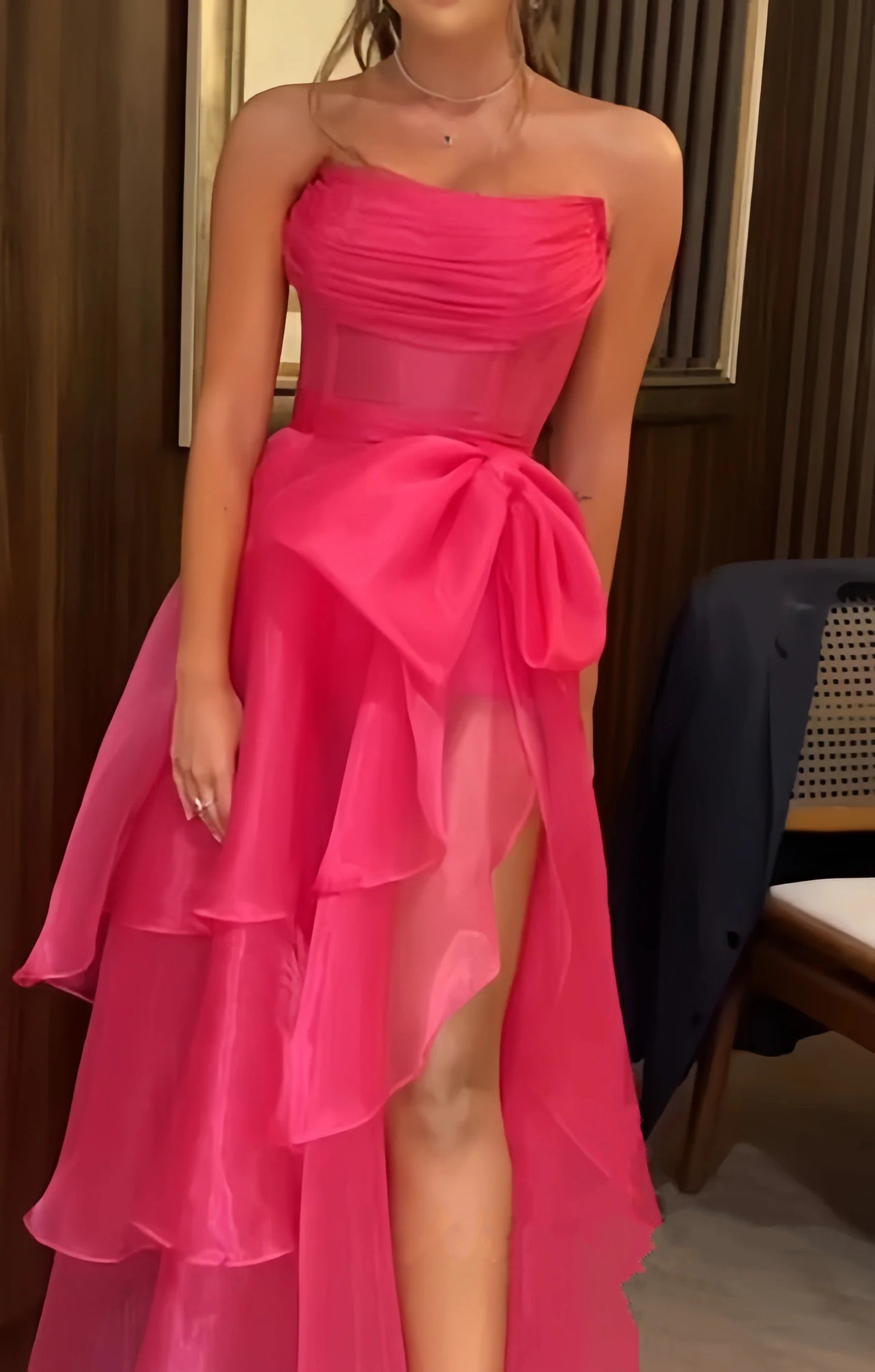 Heißes rosa süßes elegantes trägerloses Organza-Abendkleid mit Schleife, langes Abendkleid, formelles Ballkleid, Partykleid gh2830