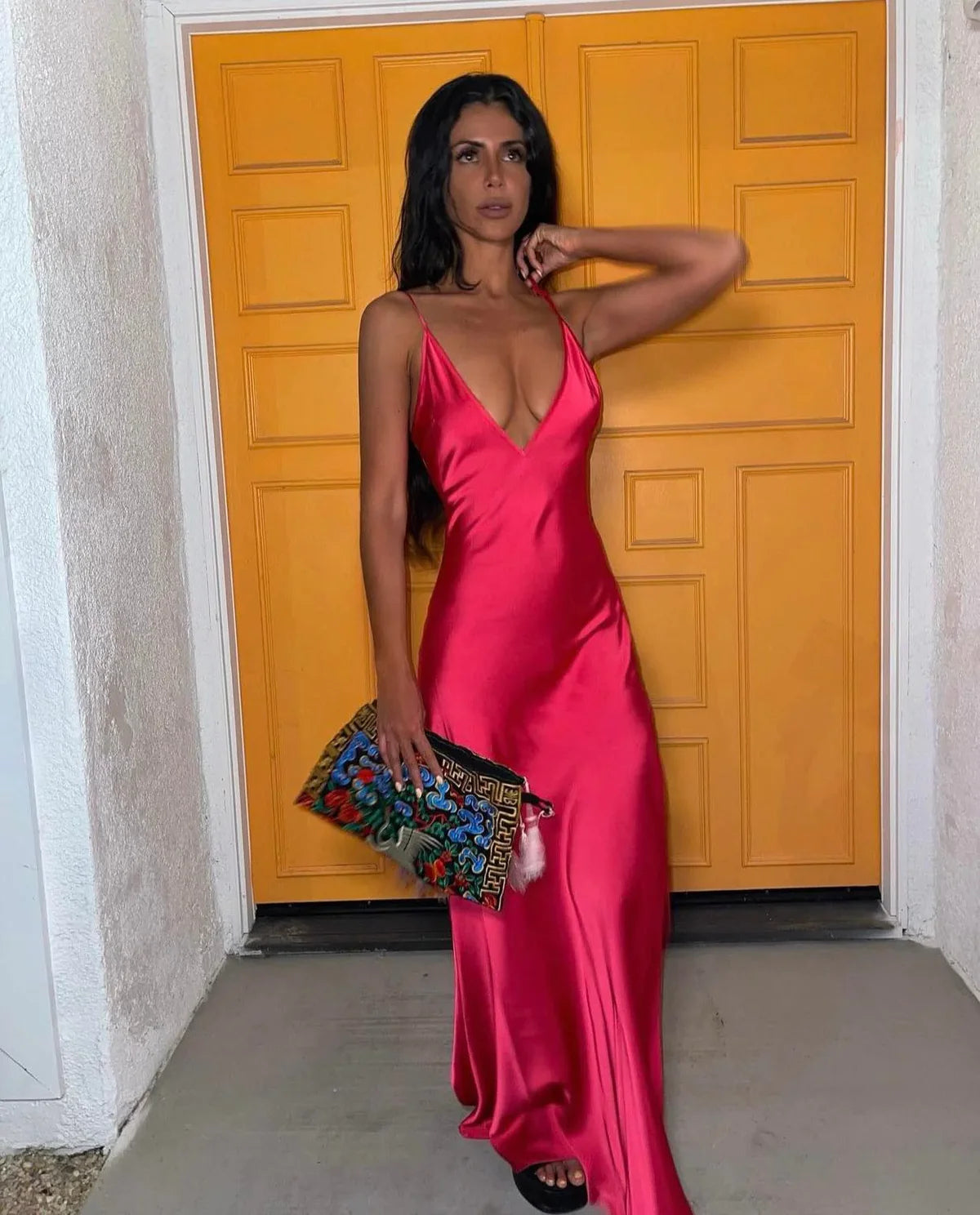 Heißes rosa A-Linie V-Ausschnitt ärmellos langes Satin Ballkleid Abendkleid Partykleid gh2921