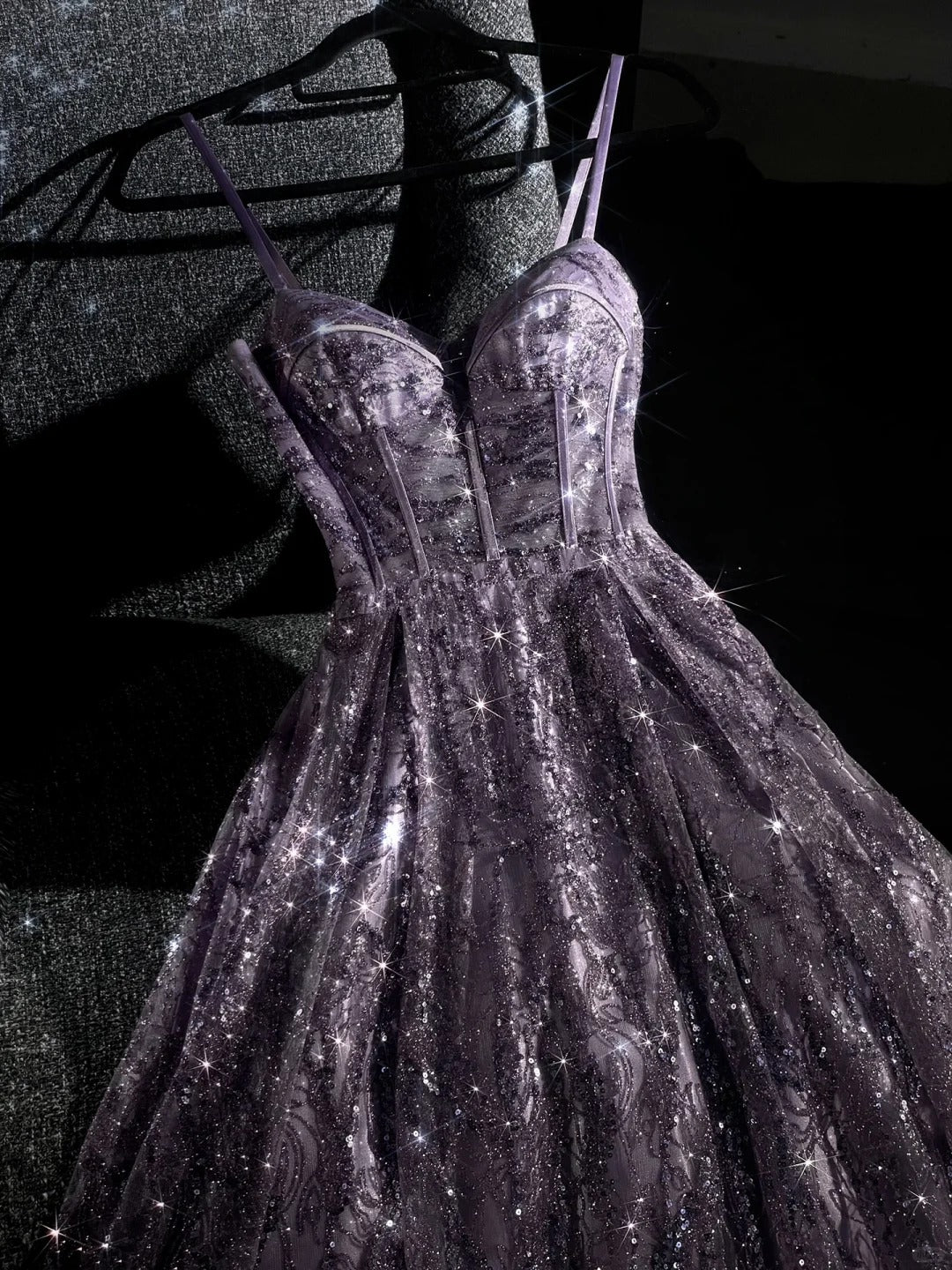 Girlhomeshops - Robe de bal longue en tulle perlé, magnifique et exquise, violette, robe de bal romantique et éblouissante pour fille gh5693
