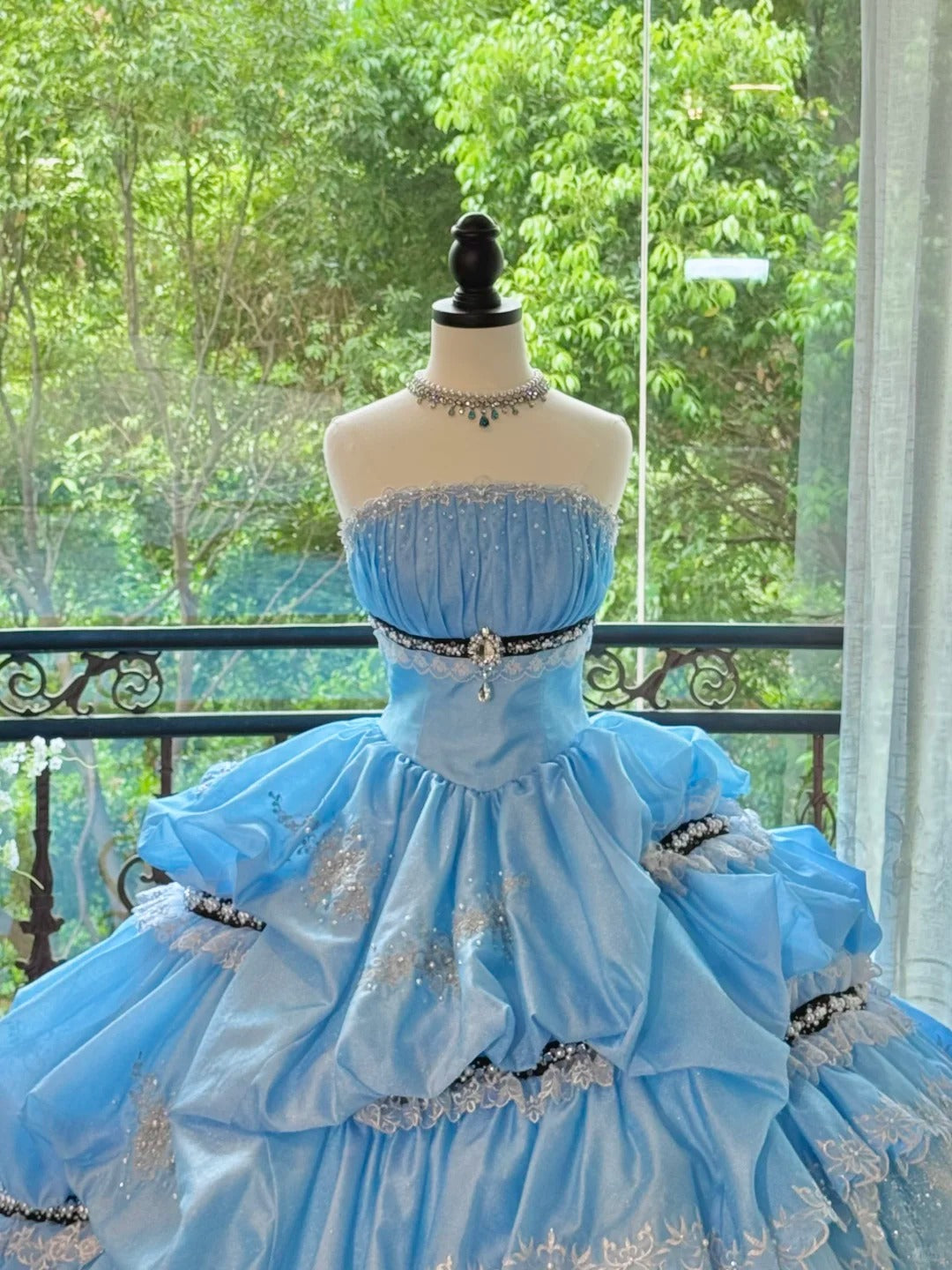 Girlhomeshops-Blau Wunderschöne Elegante Süße Lange Tüll Quinceanera Kleider Ballkleid Abschlussballkleid Prinzessin gh5004